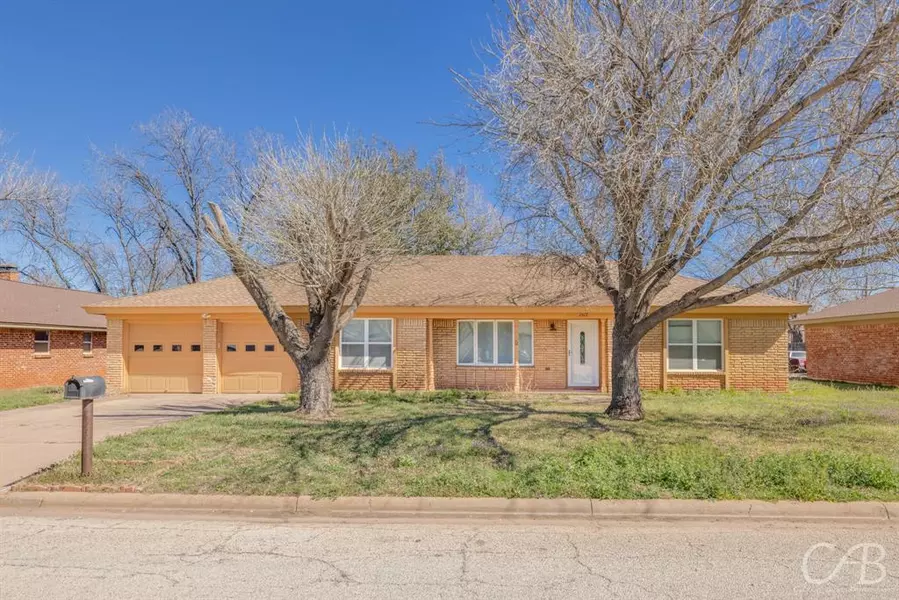 1517 N Pioneer Drive, Abilene, TX 79603