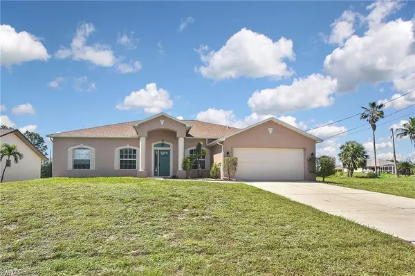 626 15th ST, Cape Coral, FL 33991