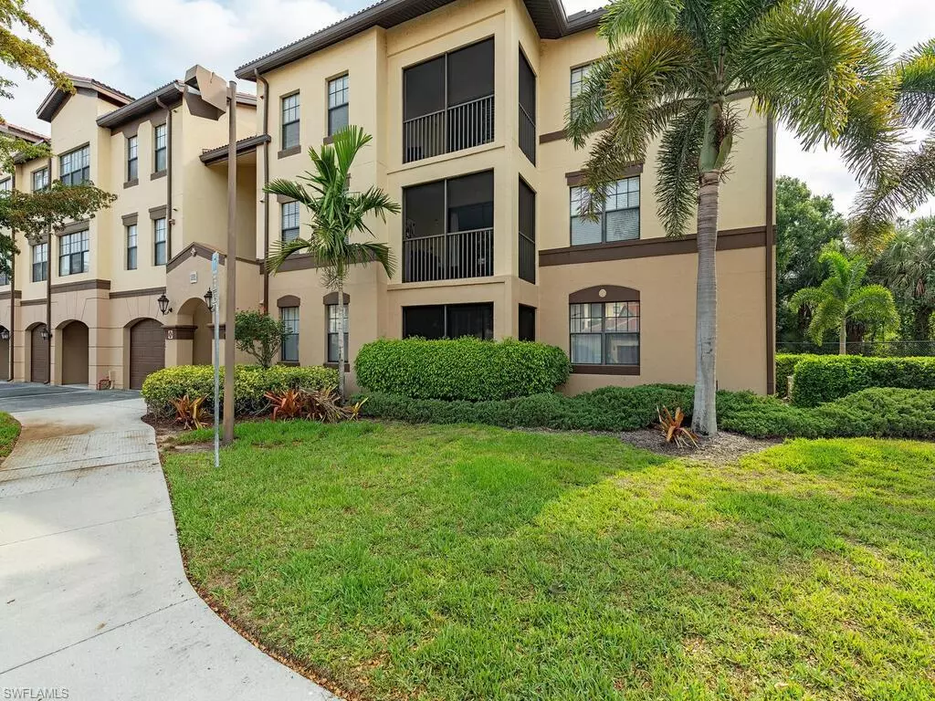 Naples, FL 34105,12955 Positano CIR 208