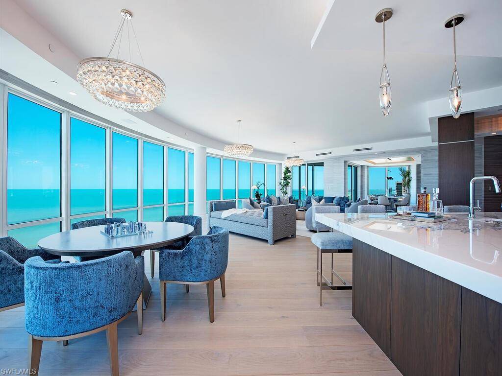 Naples, FL 34103,4101 Gulf Shore BLVD N PH-3