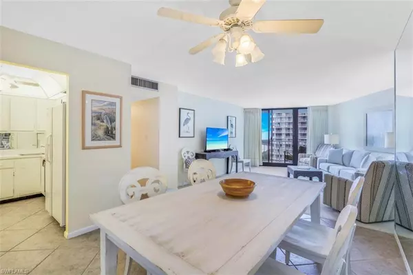 Marco Island, FL 34145,380 Seaview CT 1108