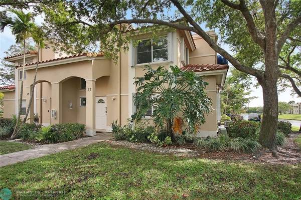 561 Racquet Club Rd  #23, Weston, FL 33326