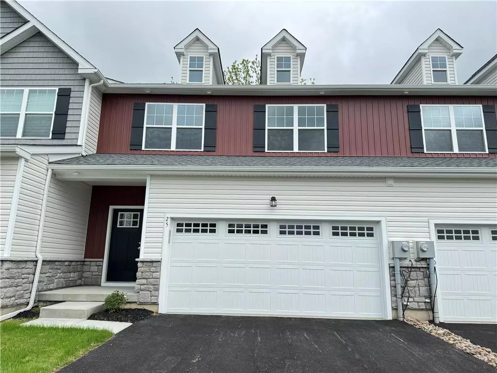 Palmer Twp, PA 18045,25 Timber Trail #7