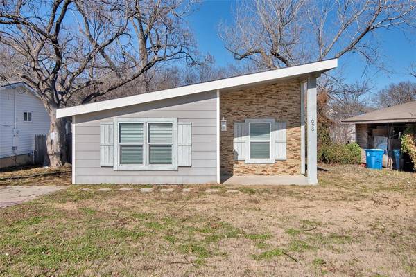 629 E Gandy Street, Denison, TX 75021