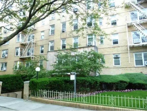 1250 Ocean Pkwy #4K, Brooklyn, NY 11230