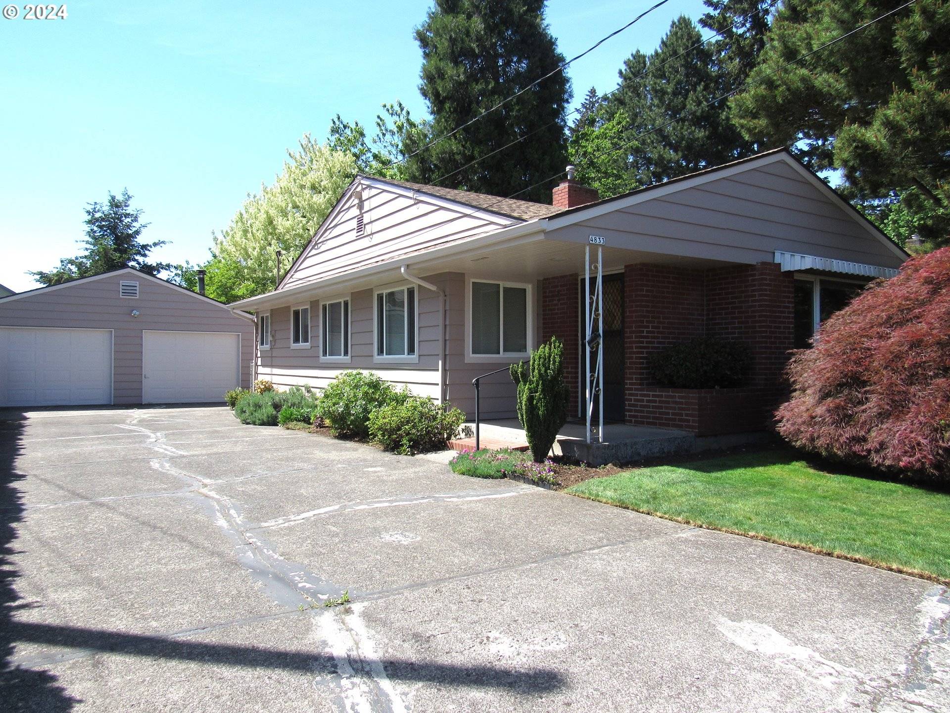 4833 SE 80TH AVE, Portland, OR 97206