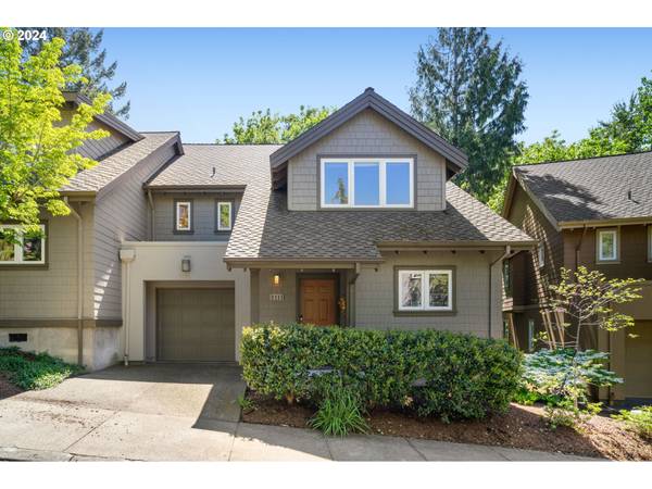 2111 NW CEDAR VIEW LN, Portland, OR 97229