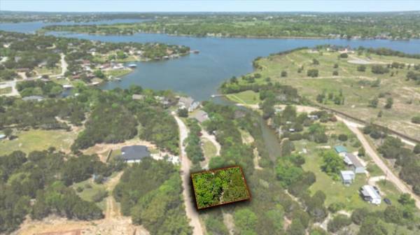 3223 Lakeside Drive, Granbury, TX 76048