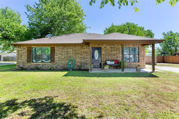 Aubrey, TX 76227,711 Chestnut Street