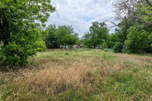 1508 N Graham Street, Brady, TX 76825