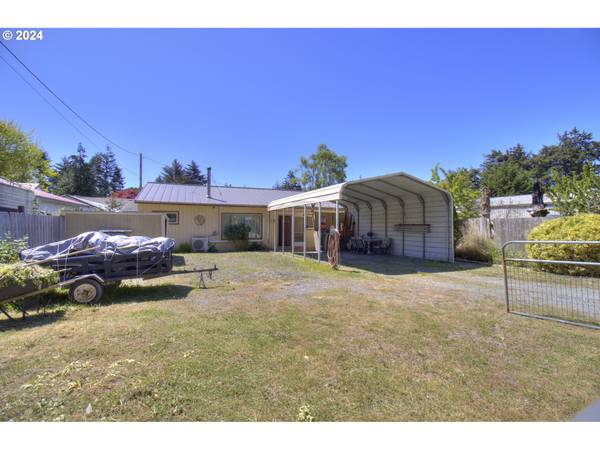 Port Orford, OR 97465,235 MATHER DR