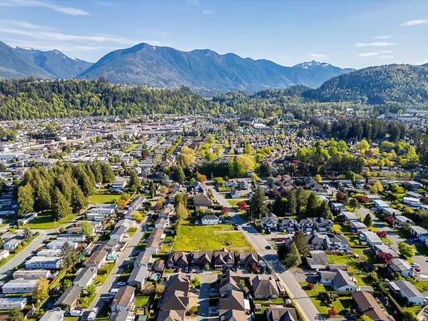 Chilliwack, BC V2R 2H4,6092 MILLER DRIVE