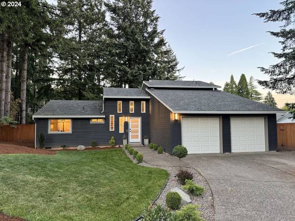 21573 SW DAKOTA CIR, Tualatin, OR 97062