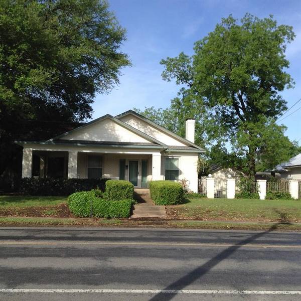 803 N Magnolia Avenue, Hubbard, TX 76648