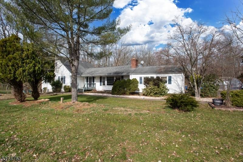 955 Ardsley Ln, Bridgewater Twp., NJ 08807