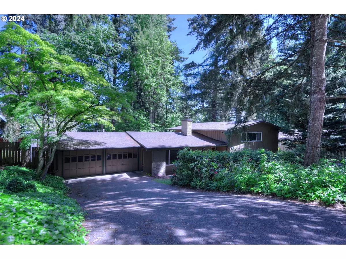 Eugene, OR 97405,55 COACHMAN DR