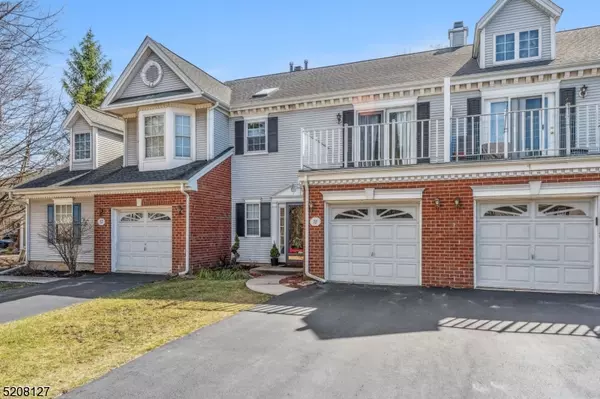 70 Sapphire Ln, Franklin Twp., NJ 08823