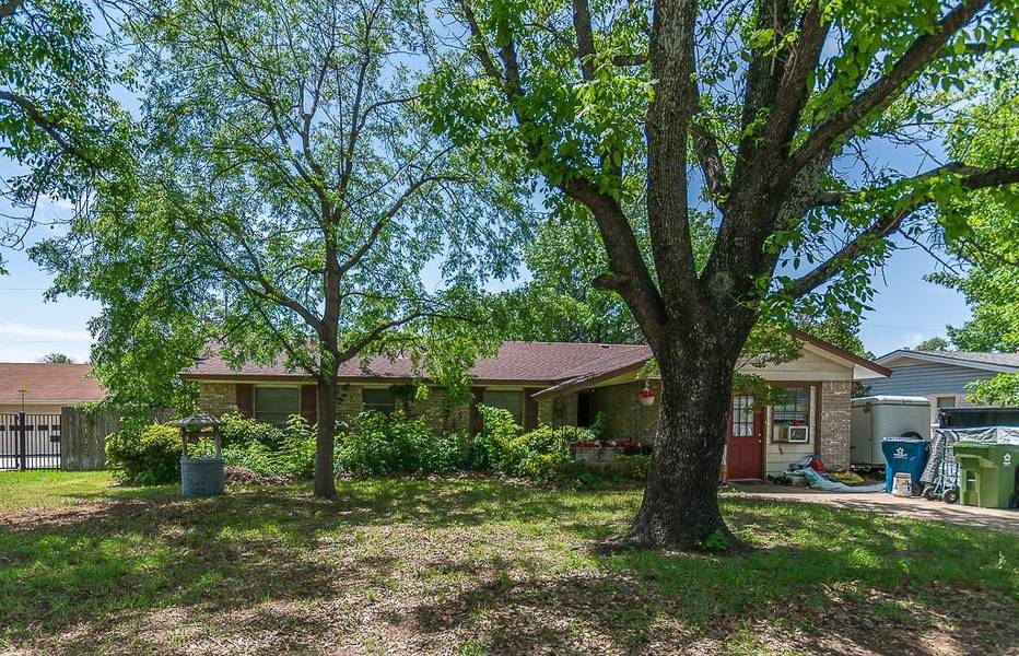 580 Pine Street, Lewisville, TX 75057