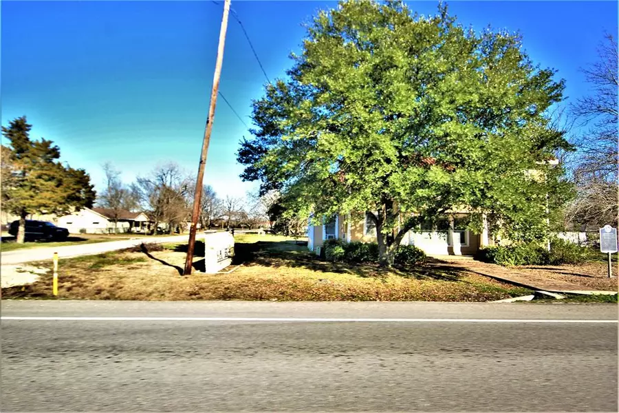 200 S Crawford Drive, Fate, TX 75087