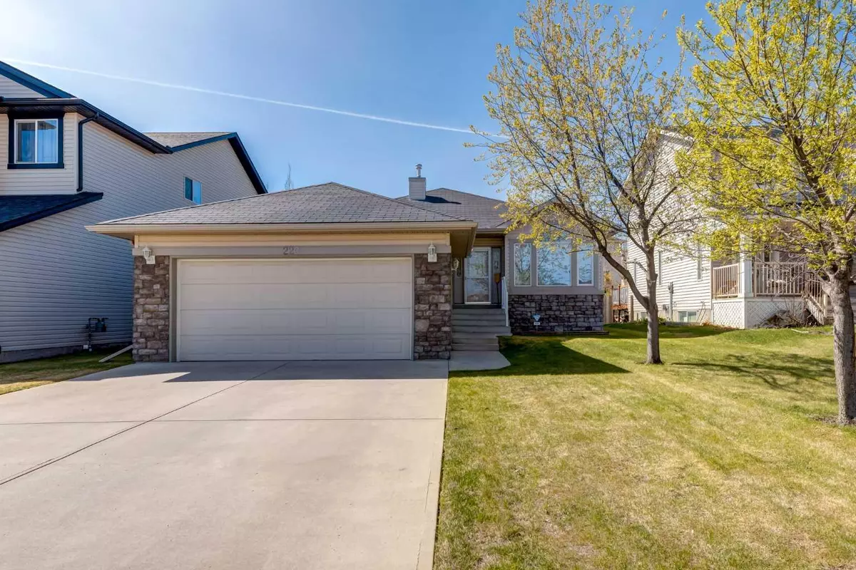 Chestermere, AB T1X 1T5,220 Windermere DR