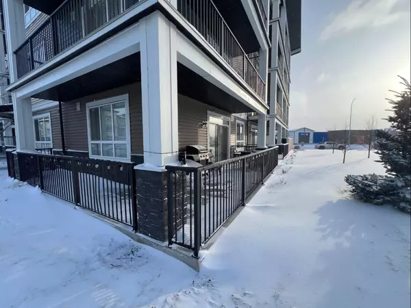 Calgary, AB T2X 4M9,30 Walgrove WALK SE #117