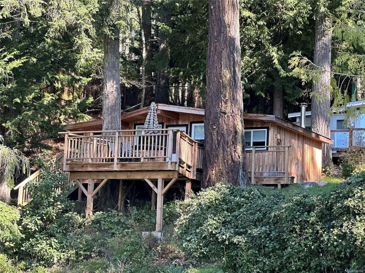 Salt Spring, BC V8K 1M1,1136 North End Rd #Cabin 2