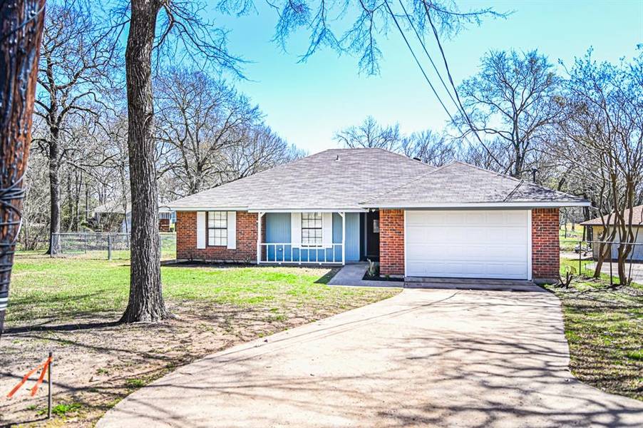 106 Circulito Circle, Gun Barrel City, TX 75156