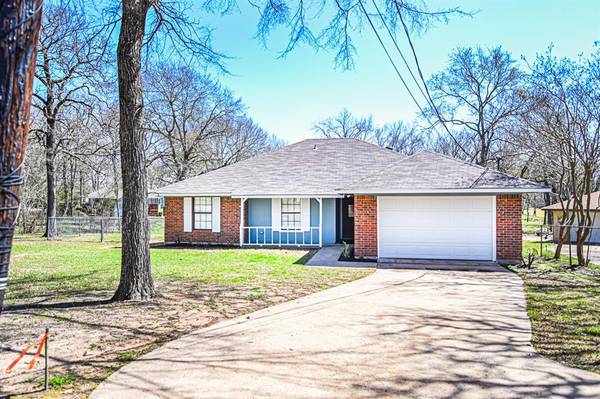 106 Circulito Circle, Gun Barrel City, TX 75156