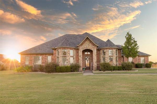 13099 Amber Meadow Drive, Talty, TX 75126