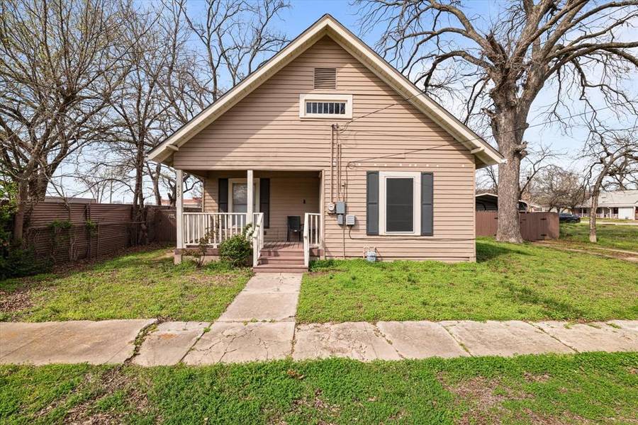 429 Hancock Street, Gainesville, TX 76240