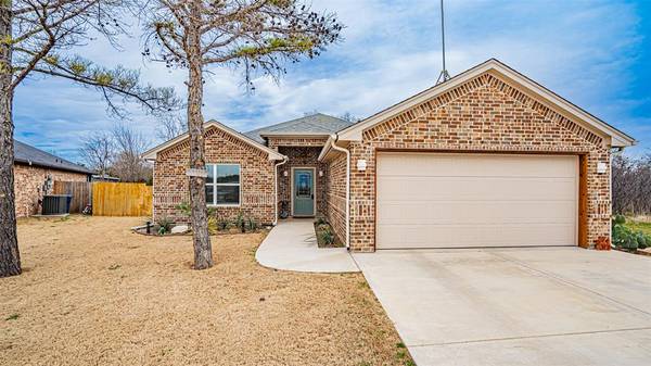 5103 Uvalde Court, Granbury, TX 76048