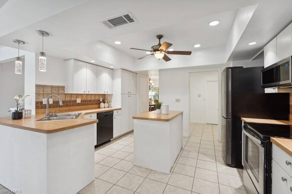 Fort Myers, FL 33967,19220 Pine Run LN