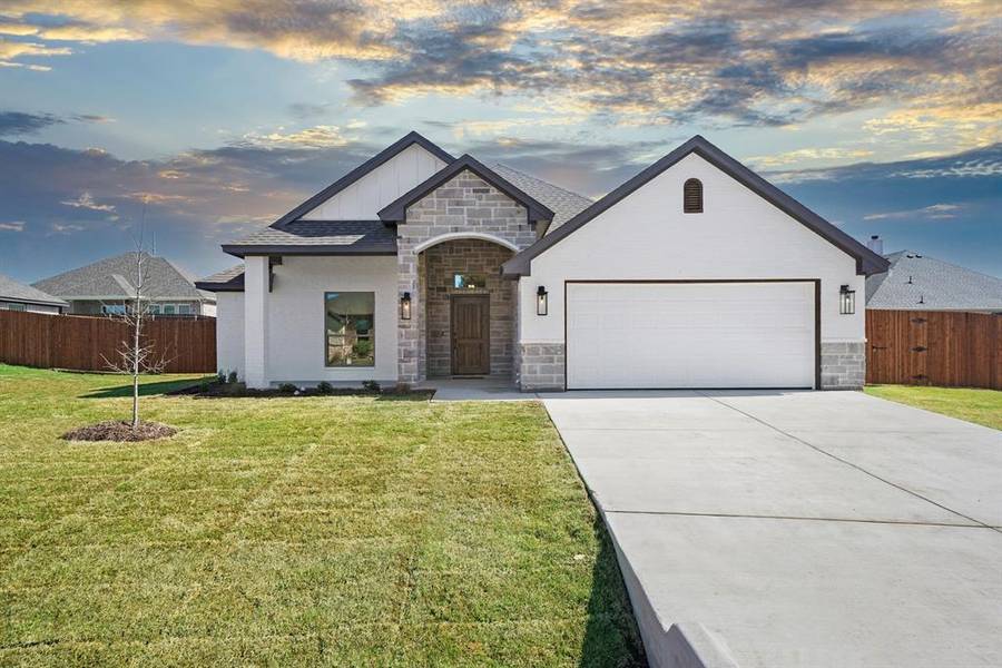 3305 Promenade Court, Granbury, TX 76049