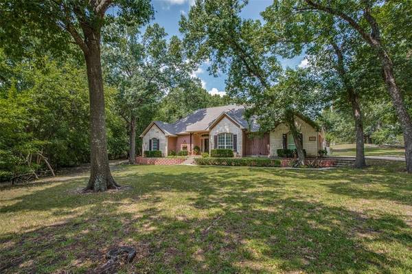 61 Pecan Crossing Court, Gunter, TX 75058