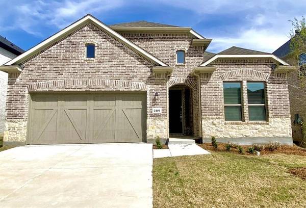 209 Lakeview Drive, Oak Point, TX 75068