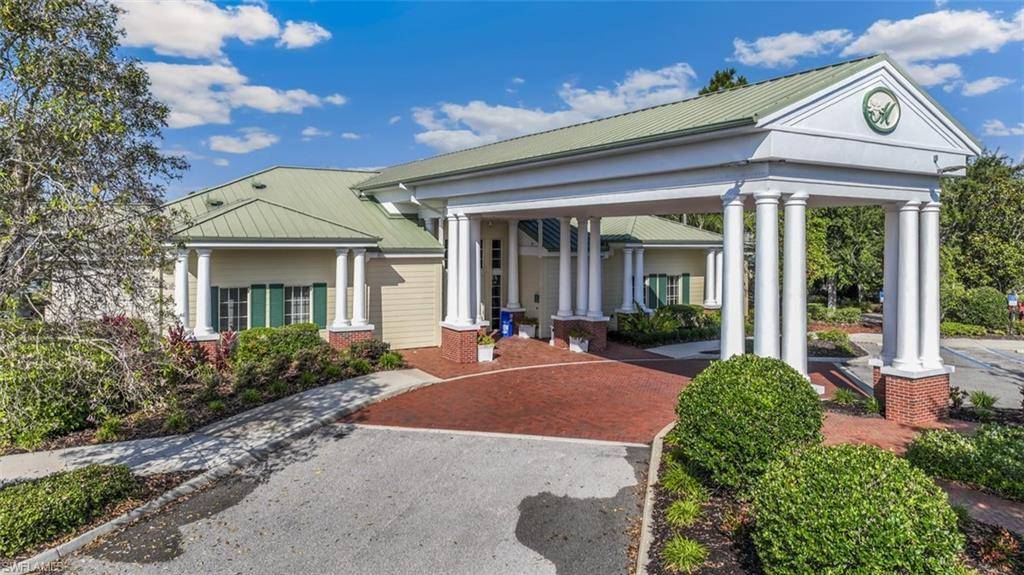 North Fort Myers, FL 33917,3884 Crosswater DR