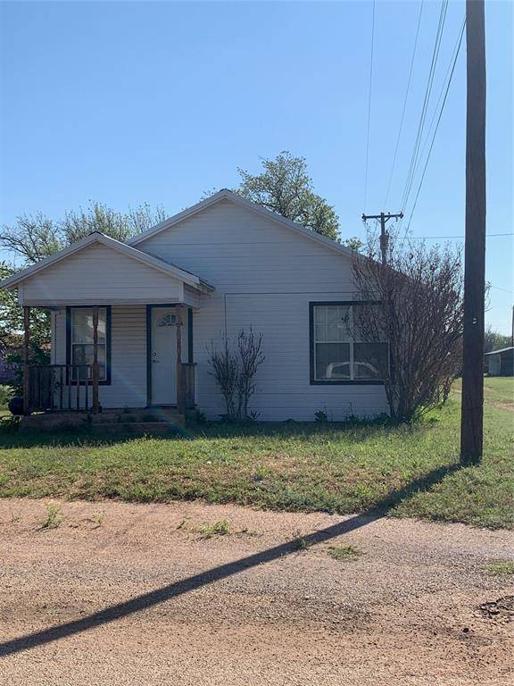 104 S Orange Street, Roby, TX 79543