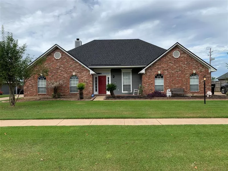 1991 Bayou Bend Drive, Bossier City, LA 71111