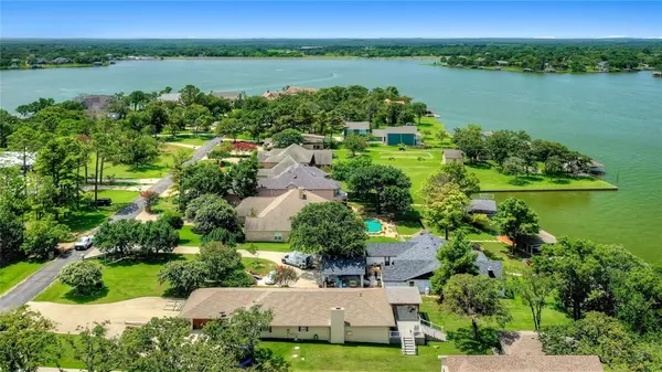 Lake Kiowa, TX 76240,115 Hogan Drive