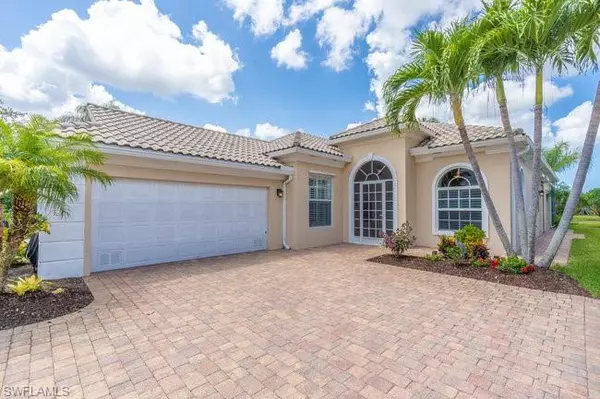 Naples, FL 34114,7747 Hernando CT