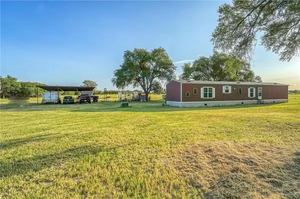 Erick, OK 73645,17515 E 1240 Road