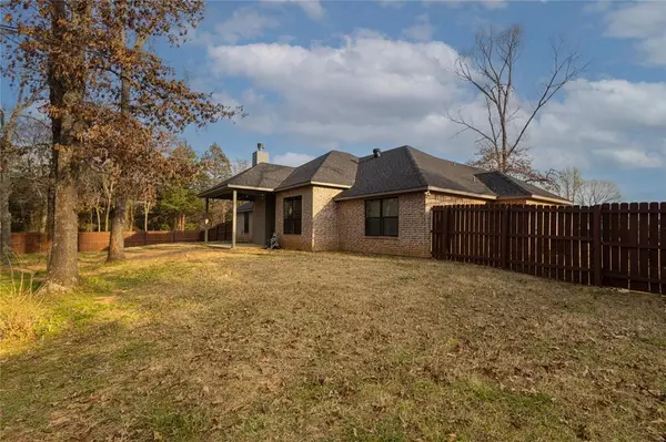 Lindale, TX 75771,18365 Timber Oaks