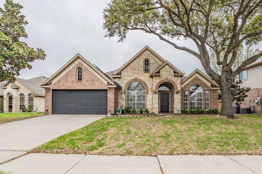 4208 Cedar Ridge Drive, Grand Prairie, TX 75052