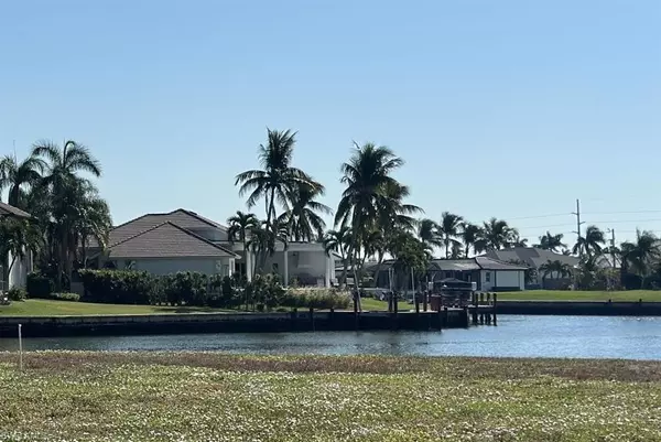 Marco Island, FL 34145,976 Barfield DR