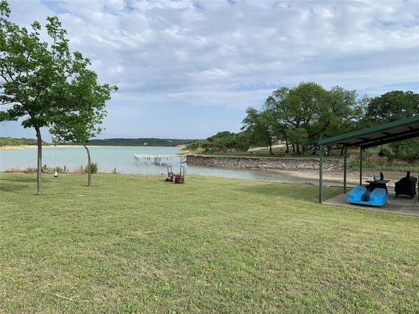 1760 Peninsula, Bluff Dale, TX 76433