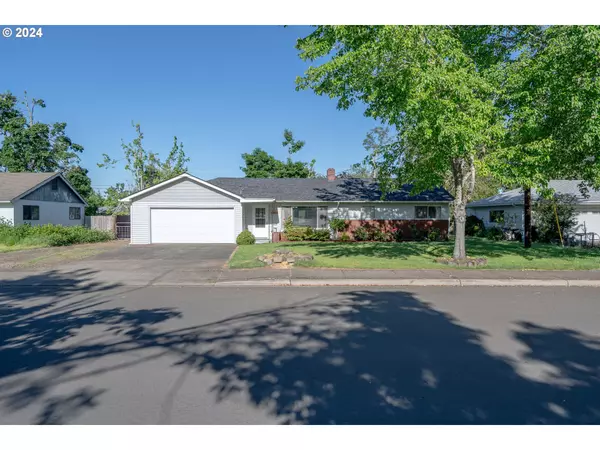 Springfield, OR 97478,944 FILBERT LN