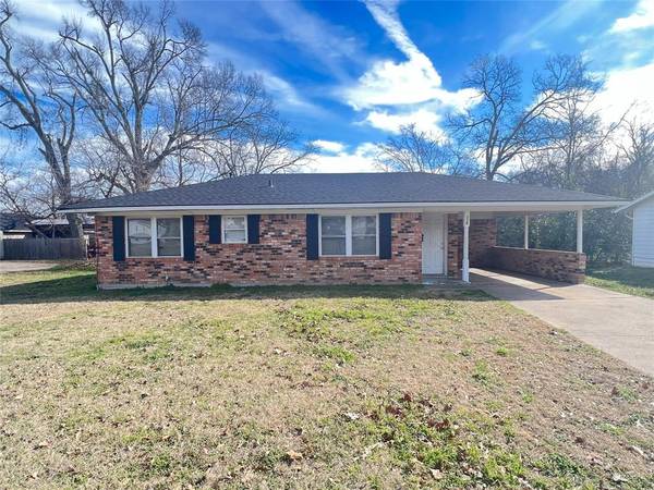 119 9th Street, Sulphur Springs, TX 75482