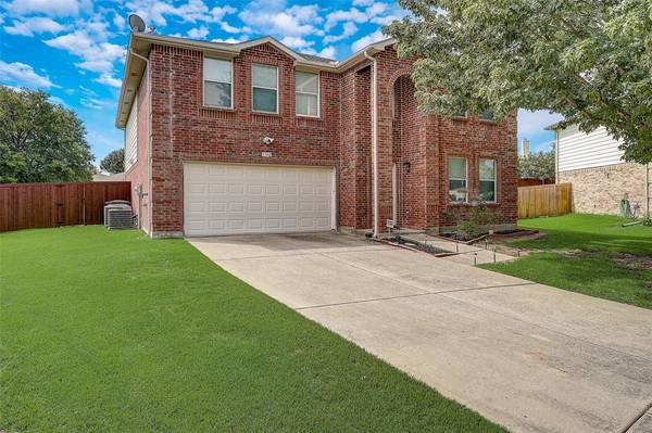 1740 Canyon Oaks Drive, Little Elm, TX 75068