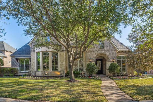 5620 Remington Park Drive, Flower Mound, TX 75028