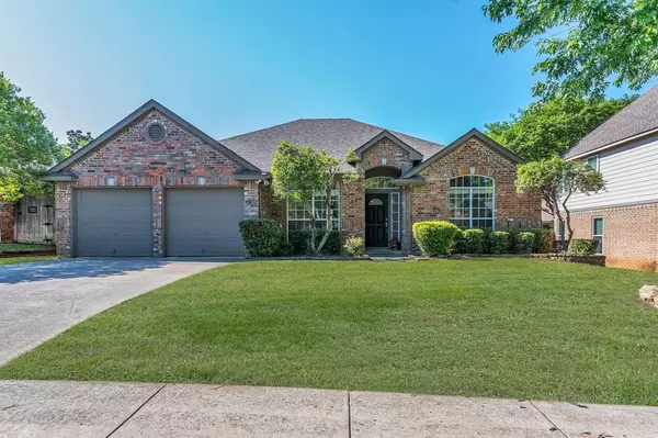 Grapevine, TX 76051,1723 Altacrest Drive